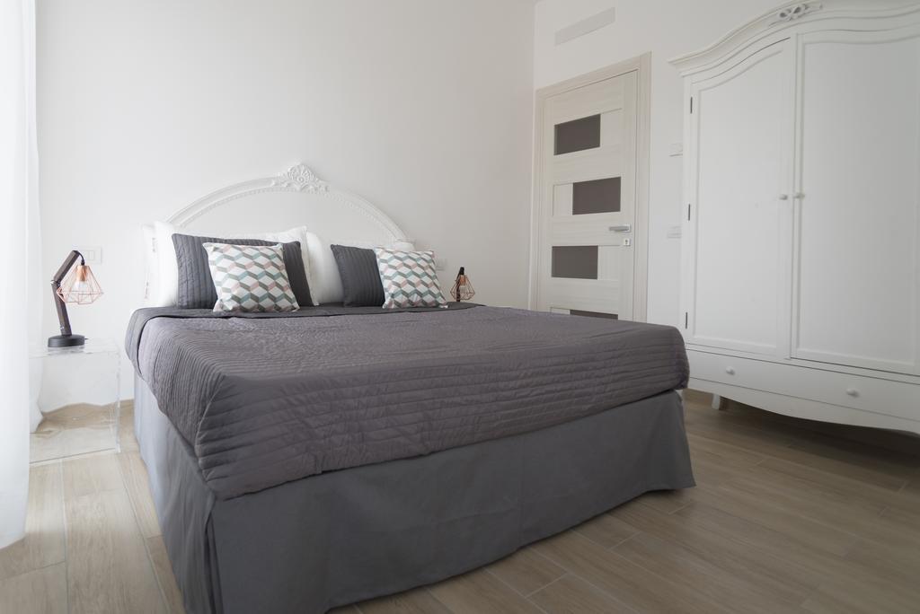 סרונו La Maison Extravagante מראה חיצוני תמונה